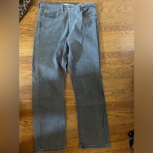 Levi’s straight leg jeans in charcoal grey